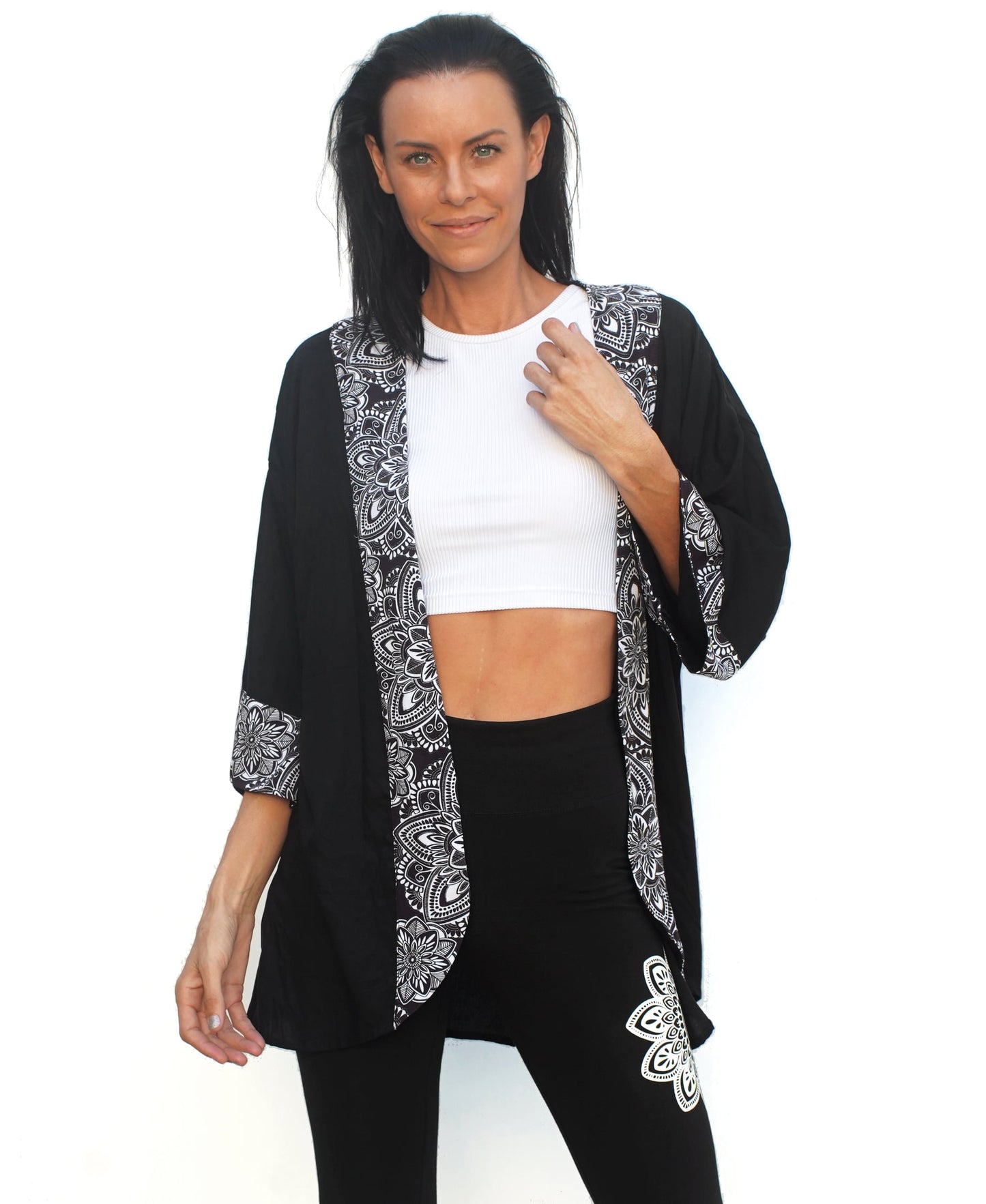 Kimono Black & White Mandala