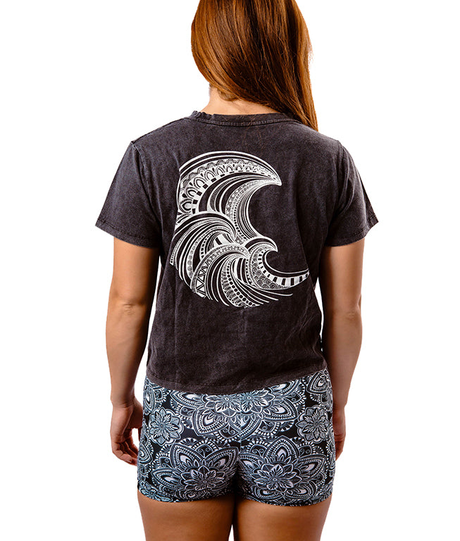 T-Shirt Cropped Wave Mandala - Stone Washed Black