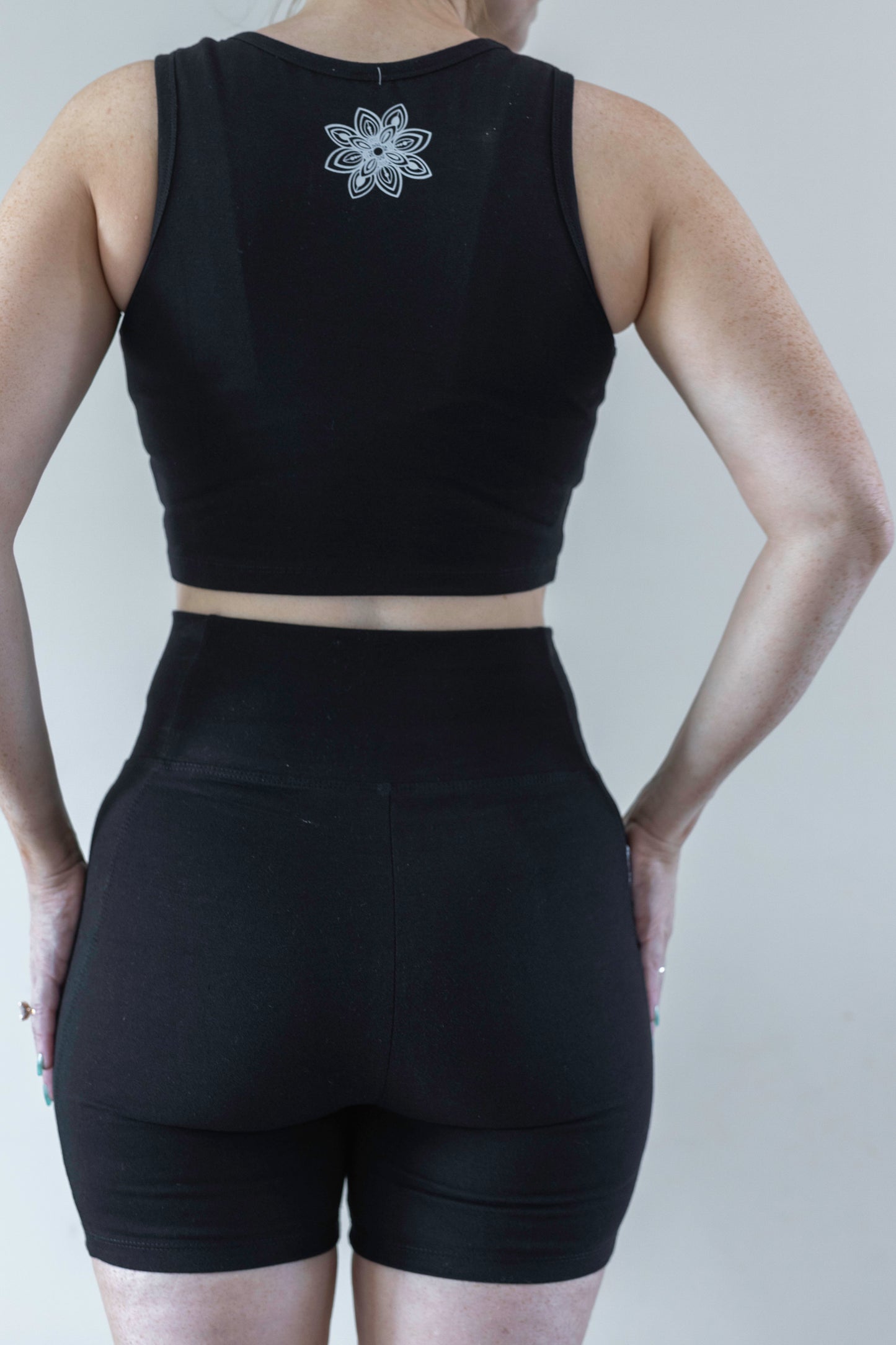 Organic Cotton Bike Shorts with Phone Pocket – Black