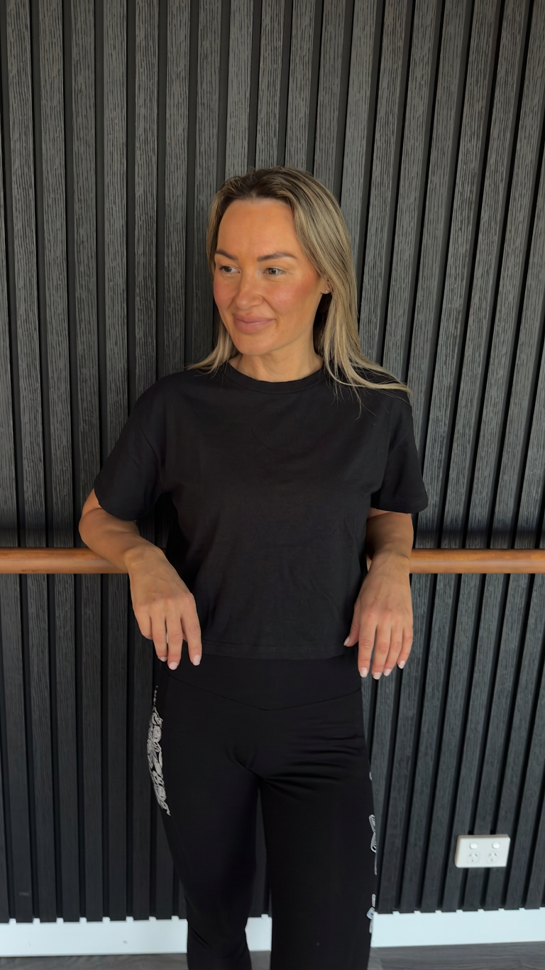 Black Organic Cotton Leggings & Black Stretch T-shirt Set – Activewear Bundle