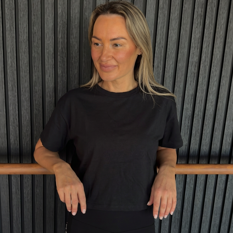 Black Organic Cotton Leggings & Black Stretch T-shirt Set – Activewear Bundle