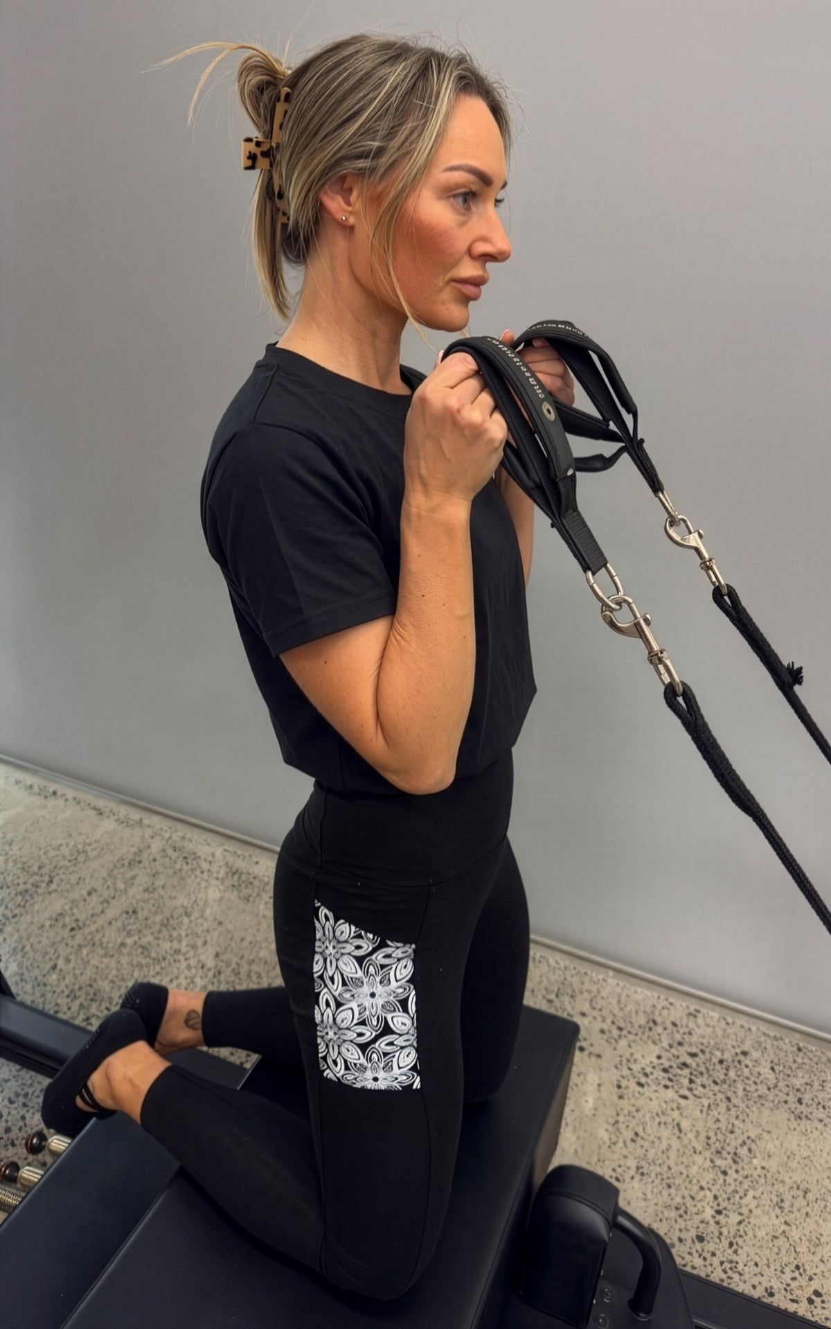 Black Organic Cotton Leggings & Black Stretch T-shirt Set – Activewear Bundle